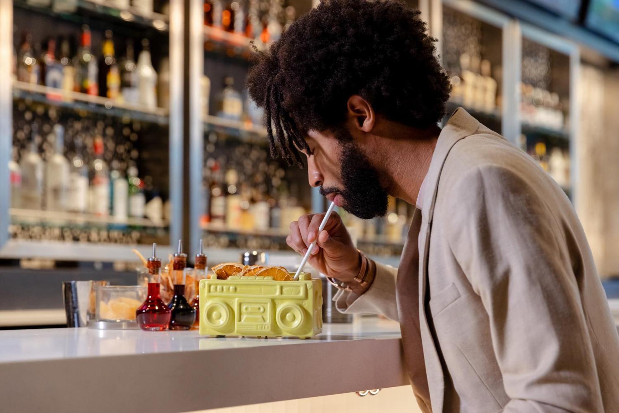 Aloft Me'Aisam, Dubai Hotel Eksteriør billede
